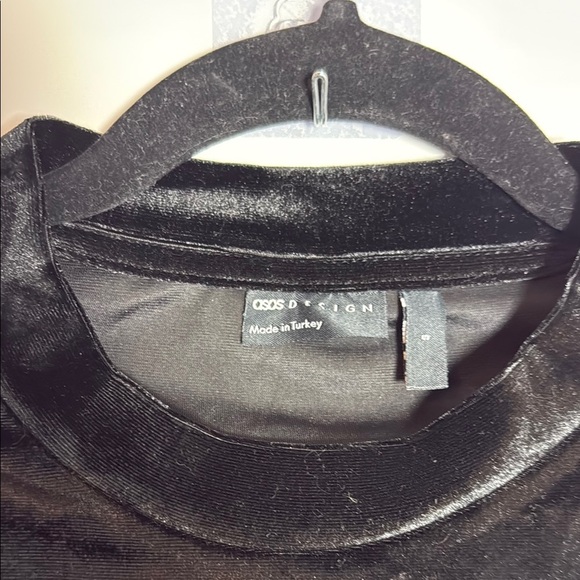 ASOS Black Short Sleeve Velour Crew Neck Tee Size S - Picture 3 of 5